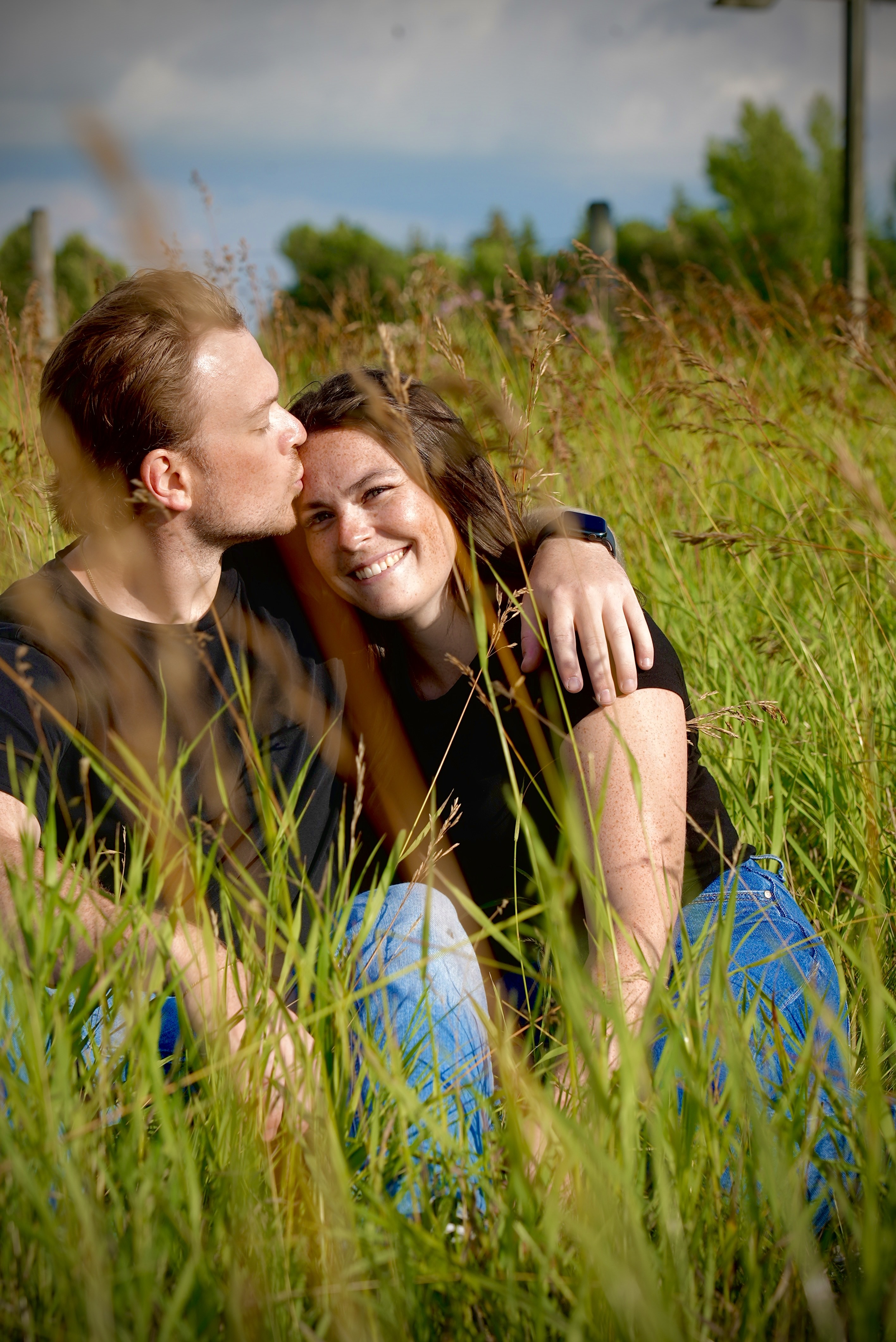 Couples photoshoot in the country.
